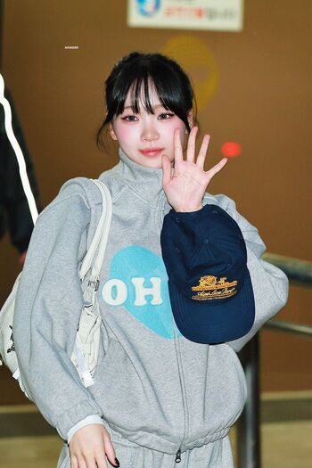 Kim chaewon 1 page 6 image
