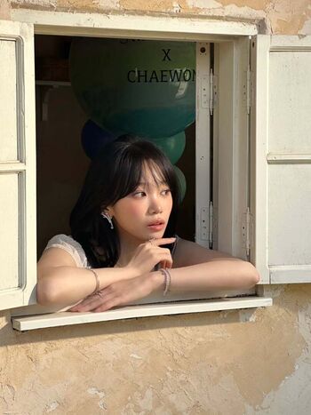 Kim chaewon 1 page 4 image