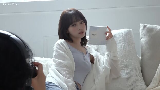 Kim chaewon 1 page 3 image