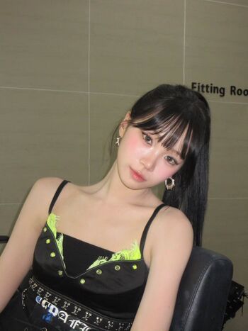 Kim chaewon 1 page 3 image