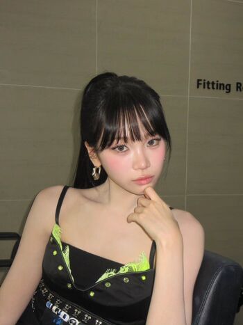 Kim chaewon 1 page 3 image
