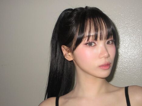 Kim chaewon 1 page 3 image