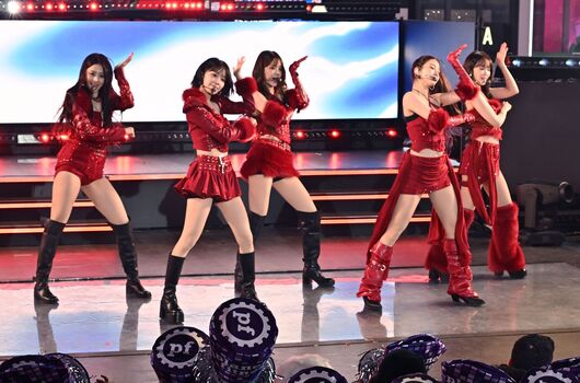 Kim Chaewon 김채원 [Le Sserafim]