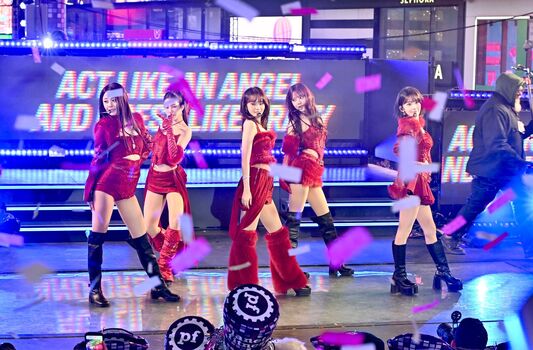 Kim Chaewon 김채원 [Le Sserafim]