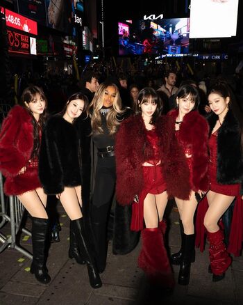 Kim Chaewon 김채원 [Le Sserafim]