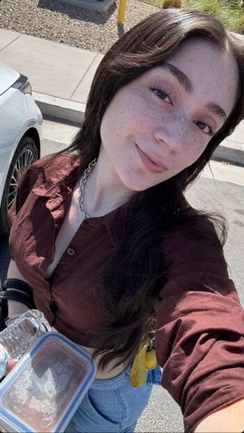 Kimbermelendrez image