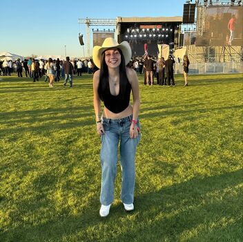 Kimbermelendrez image