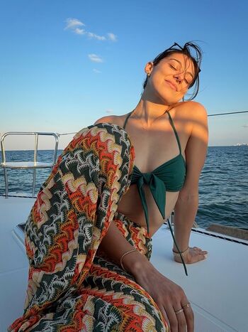 Kira kosarin 1 page 2 image