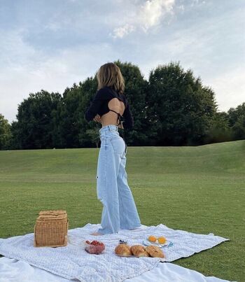Kira schmitt image