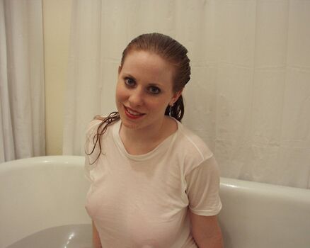 Kira the little redhead page 2 image