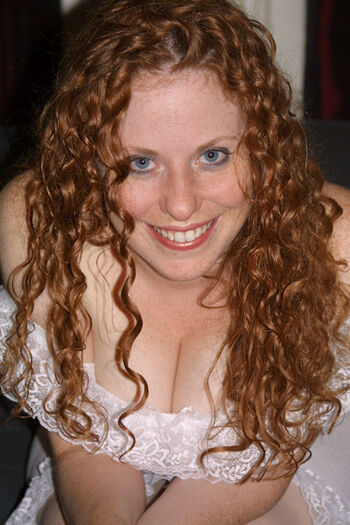 Kira the little redhead page 33 image