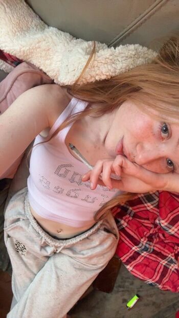 Kitty ainsleyy image