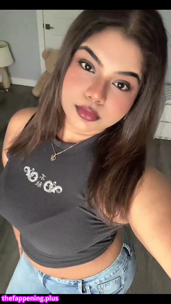 Kkarishma66 Фото оголеного OnlyFans #2