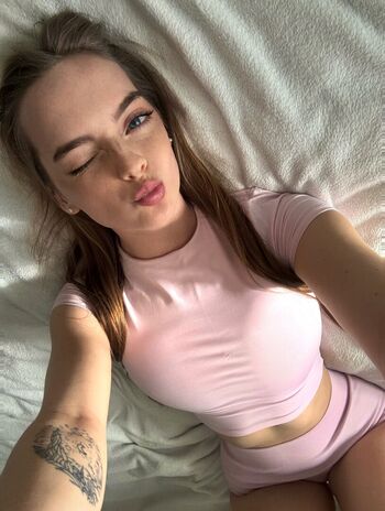 Klara cechova image
