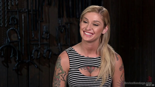 Kleio valentien image