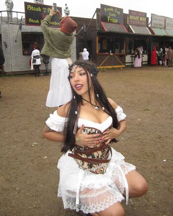 Kn0bbyknees page 2 image