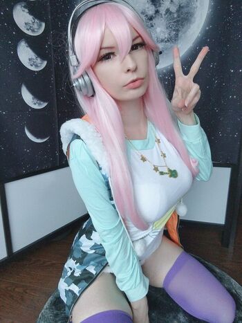 Koneko cosplay image