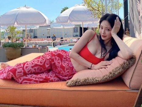 Korean celebrities image