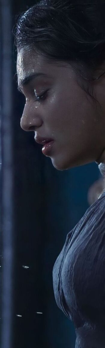 Krithi shetty image