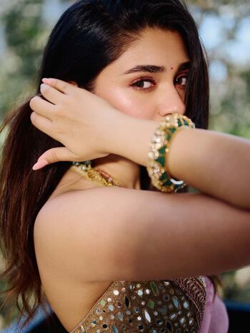 Krithi shetty image