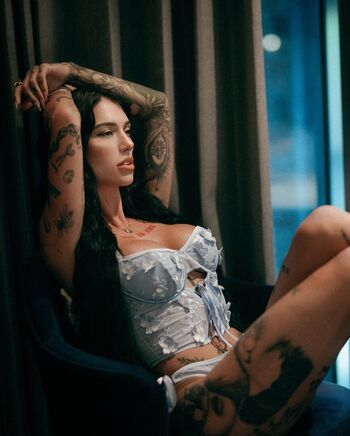 Krystal galtry 1 image