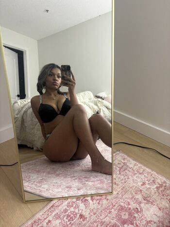Kthefairyy image