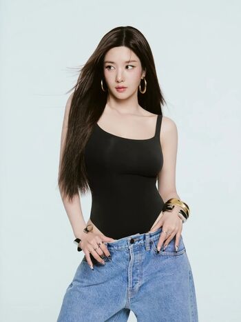 Kwon eunbi page 2 image