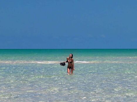 Kylie jenner 1 page 8 image