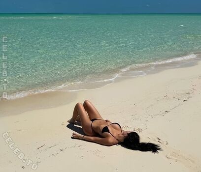 Kylie jenner 1 page 7 image