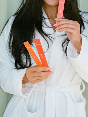 Kylie jenner 1 page 4 image