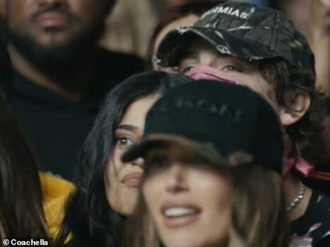 Kylie jenner 1 page 2 image