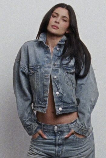 Kylie jenner 1 image