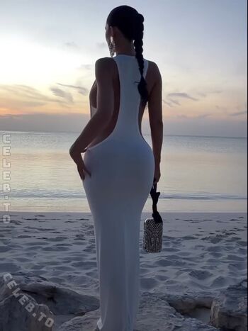 Kylie jenner 1 page 5 image