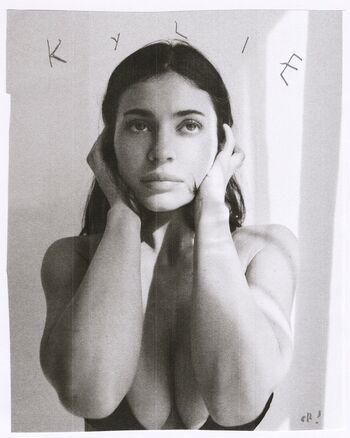 Kylie jenner 1 page 3 image