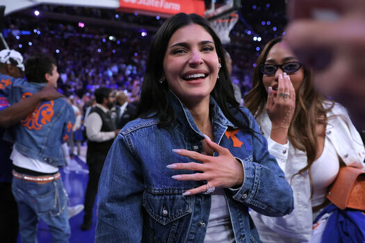 Kylie jenner 1 image