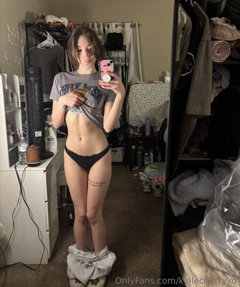 Kyliecherryxo image