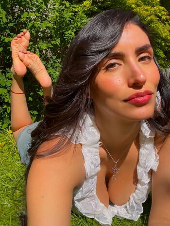 La layana rous page 3 image