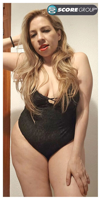 Lady nana image