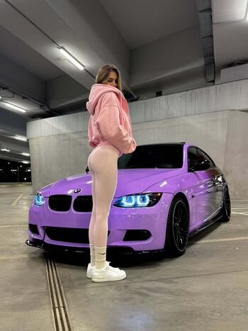 Lady vikki image