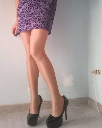 Ladyalessiagg page 2 image