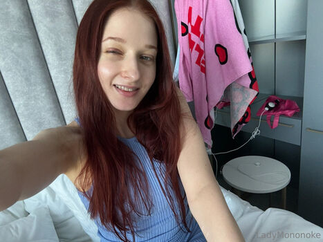 Ladymononokefree image