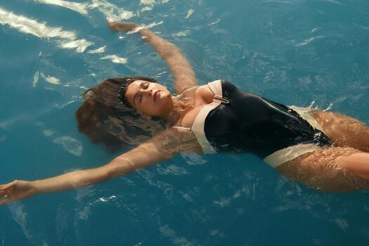 Laetitia casta image