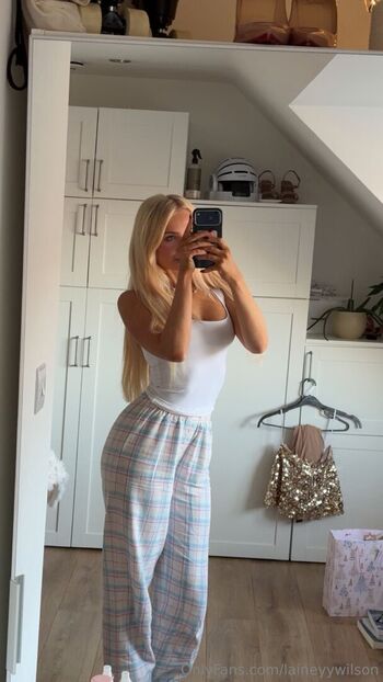 Laineyywilson image