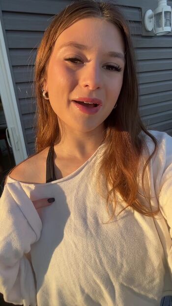 Lainie koscinski image