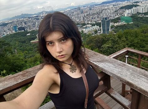 Lamotogirl image