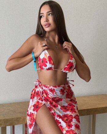 Lana mokhova image