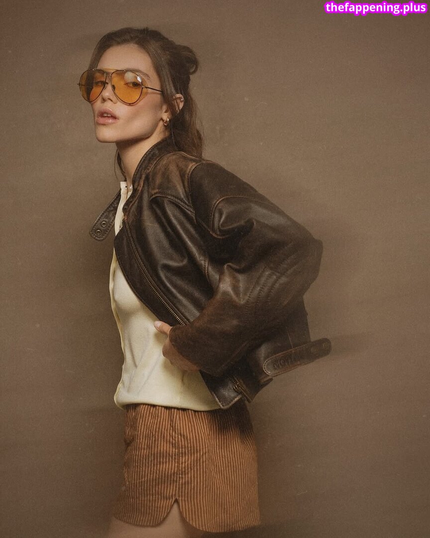 Lana Polikanova Mulan