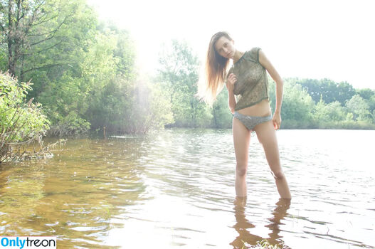 Lana voronina 1 image