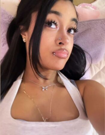 Lanaaamaee image