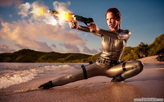 Lara bianca image
